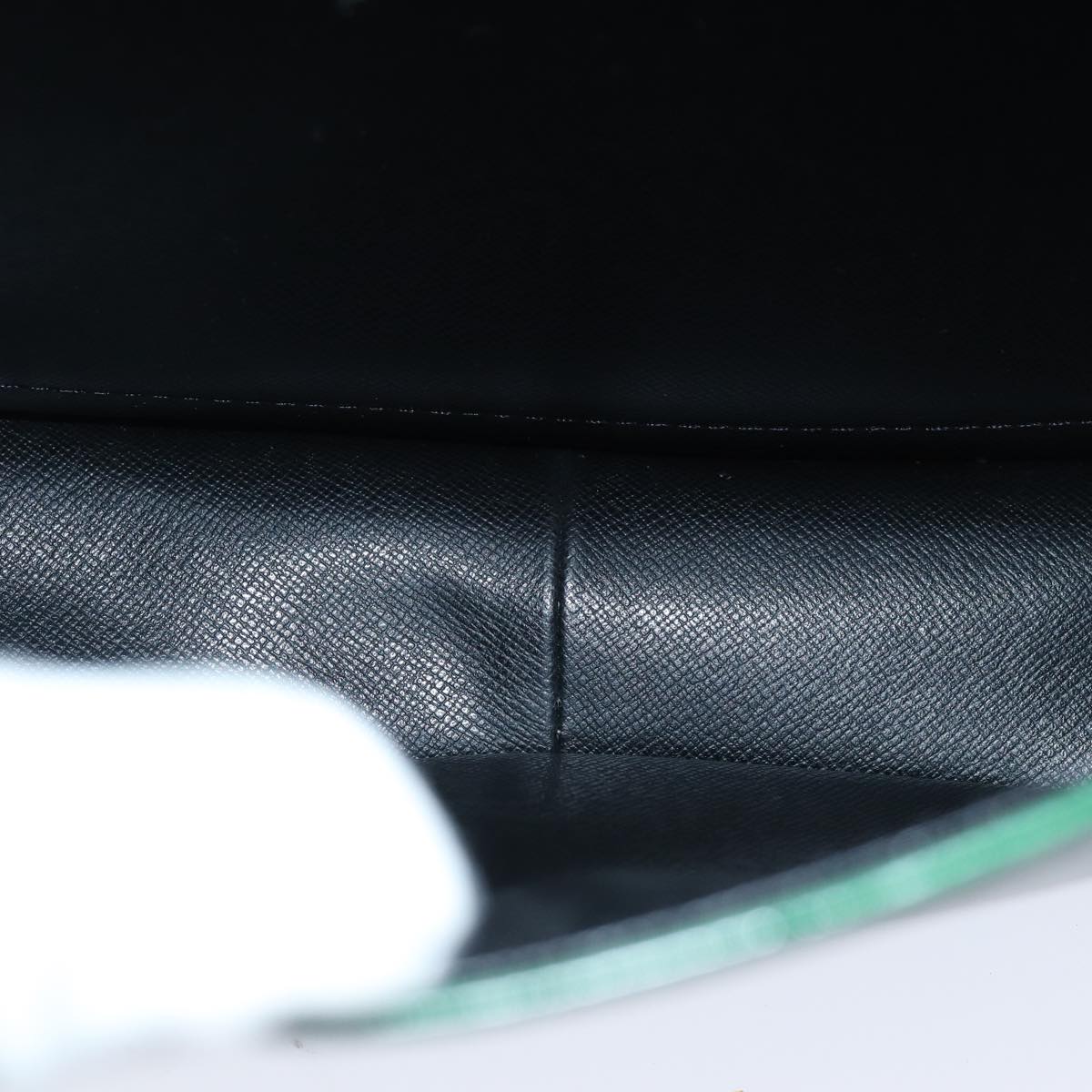 LOUIS VUITTON Epi Saint Cloud GM Shoulder Bag Green M52194 LV 75168