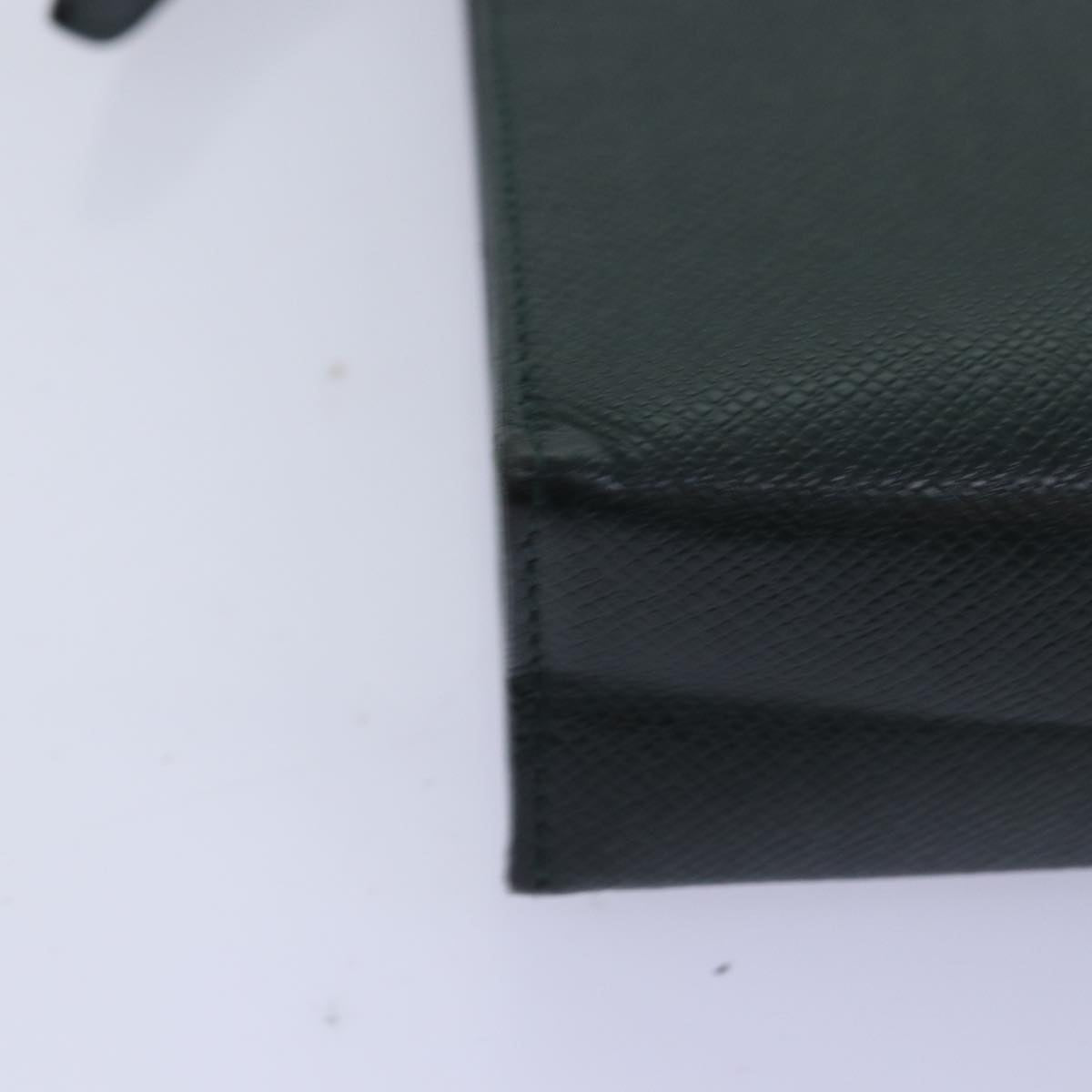 LOUIS VUITTON Taiga Pochette Voyage MM Clutch Bag Epicea LV 75171