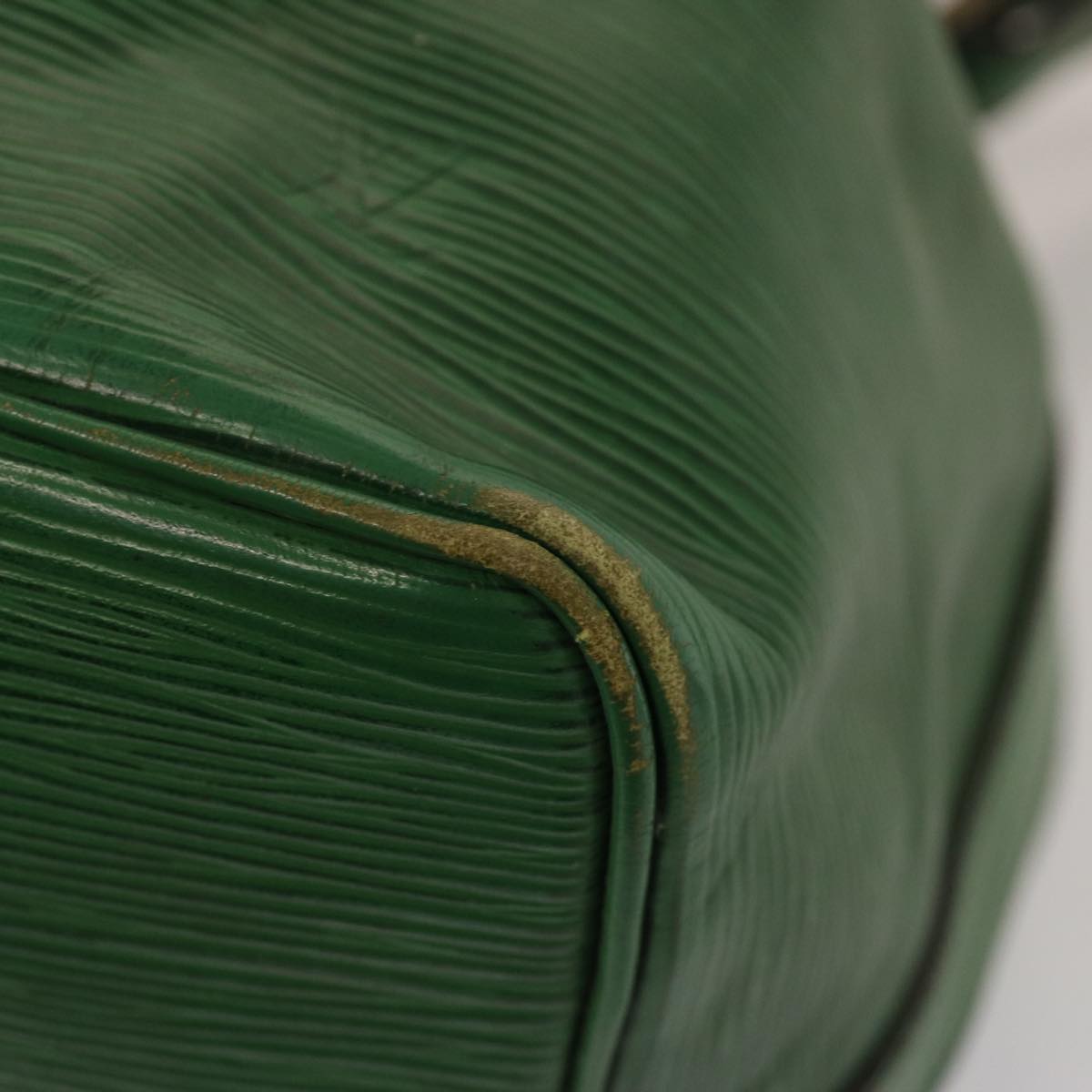 LOUIS VUITTON Epi Petit Noe Shoulder Bag Green M44104 LV 75182