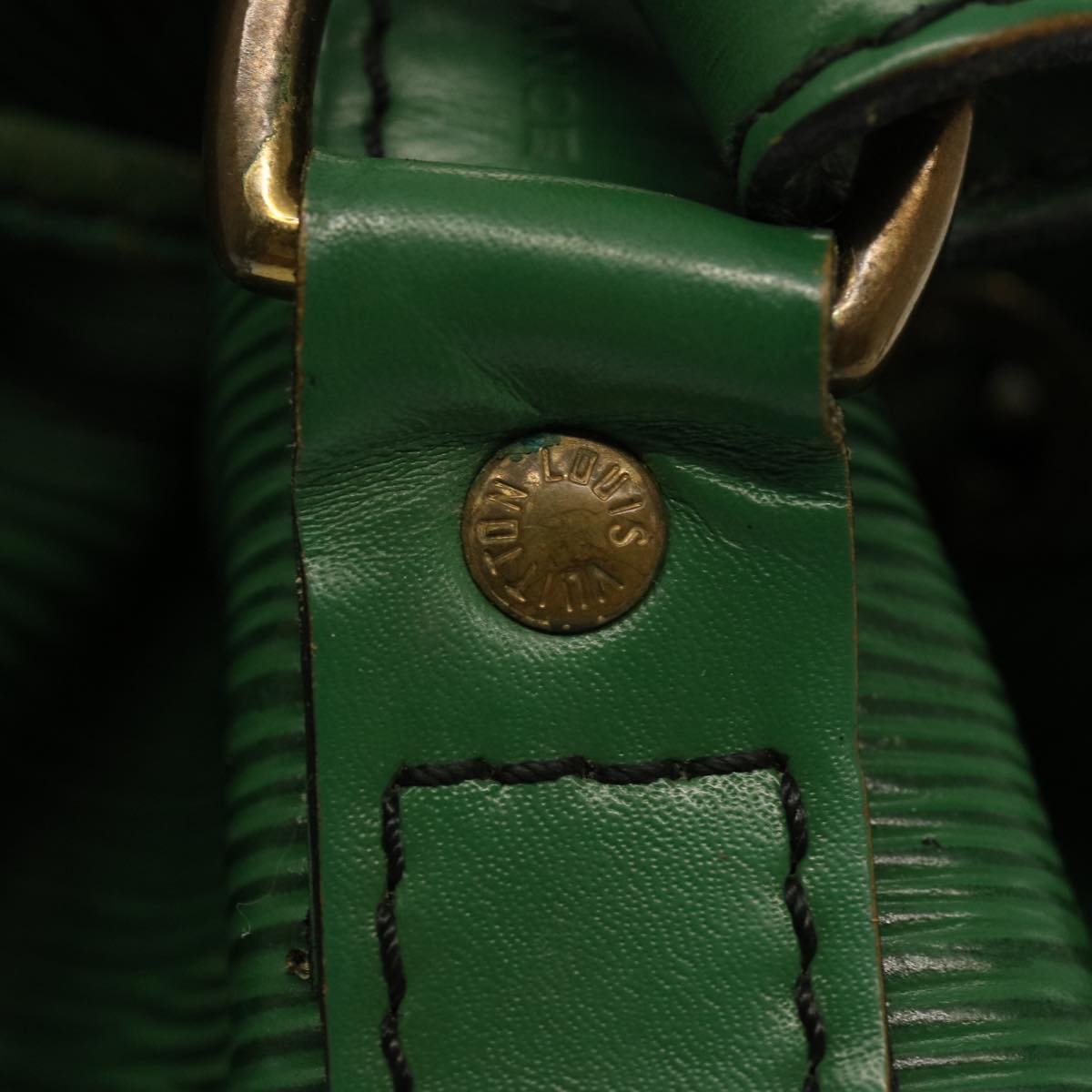 LOUIS VUITTON Epi Petit Noe Shoulder Bag Green M44104 LV 75182