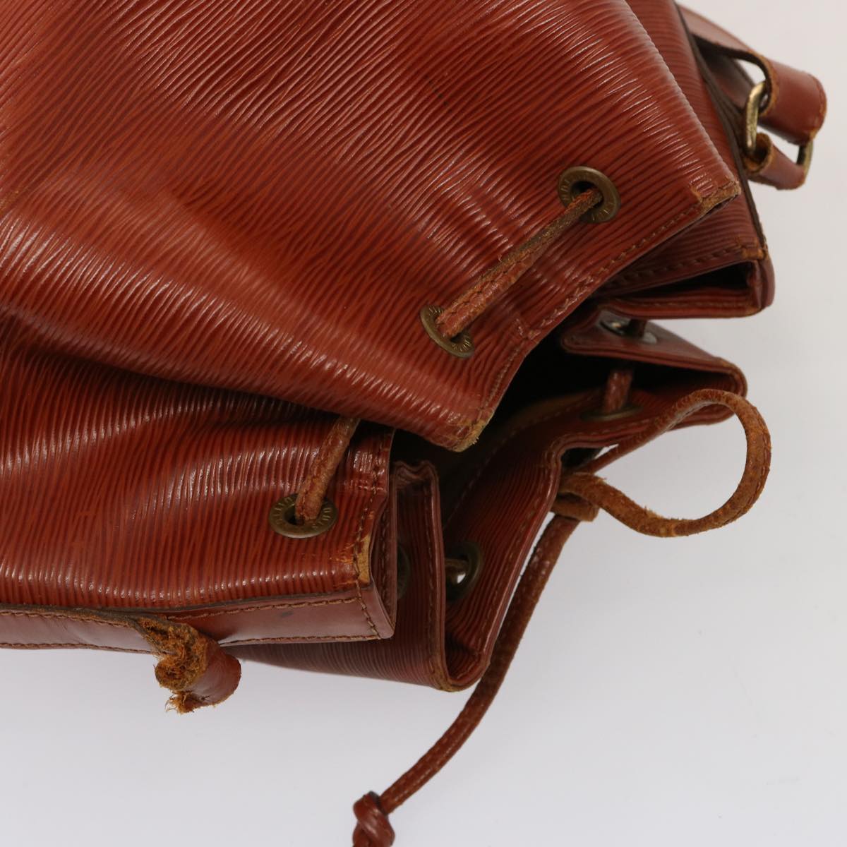 LOUIS VUITTON Epi Petit Noe Shoulder Bag Brown M44103 LV 75183