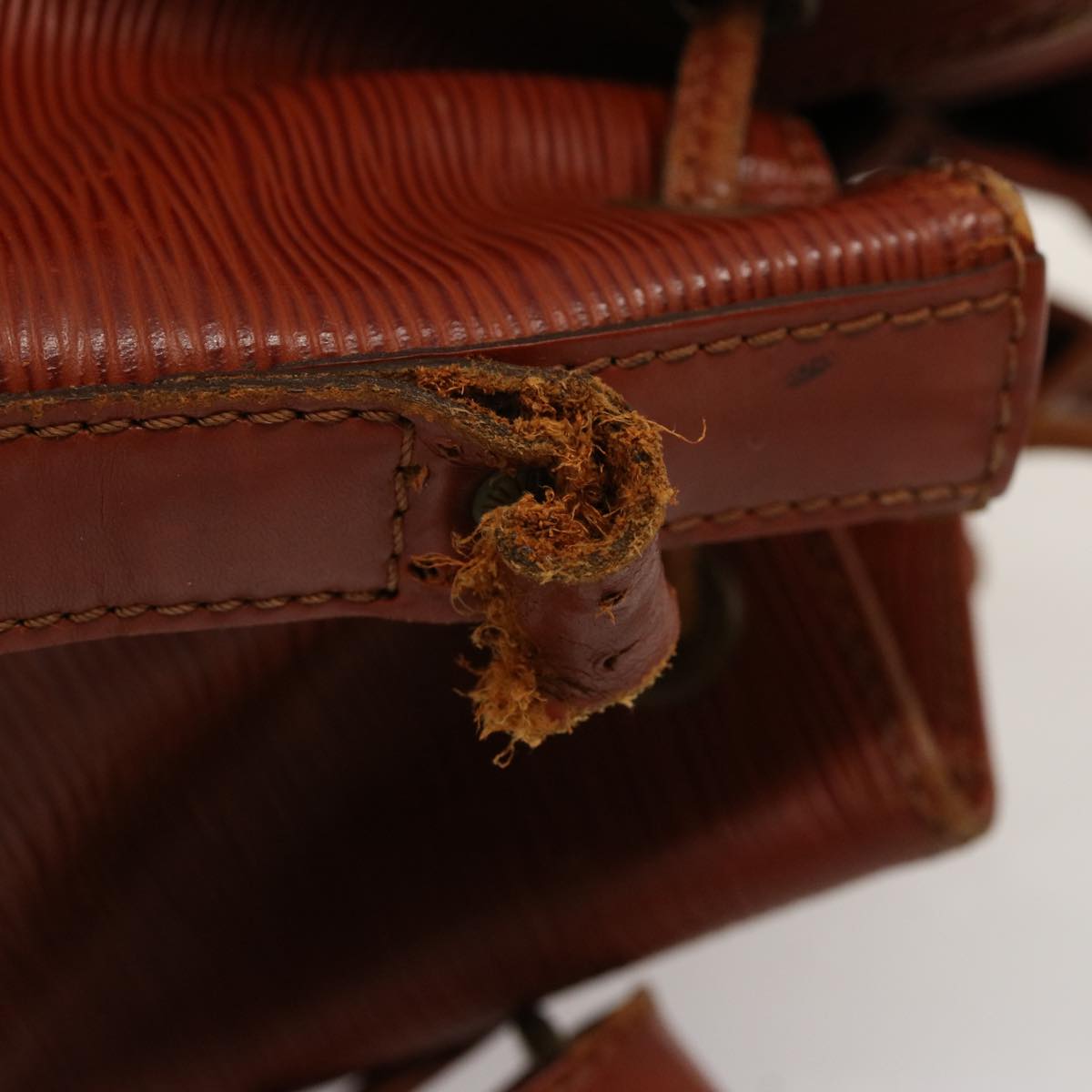 LOUIS VUITTON Epi Petit Noe Shoulder Bag Brown M44103 LV 75183