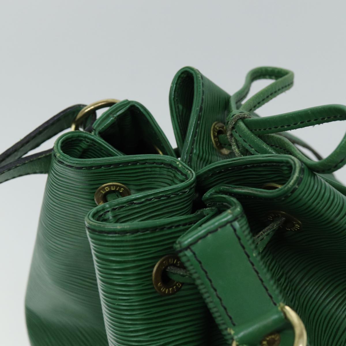 LOUIS VUITTON Epi Noe Shoulder Bag Green M44004 LV 75184