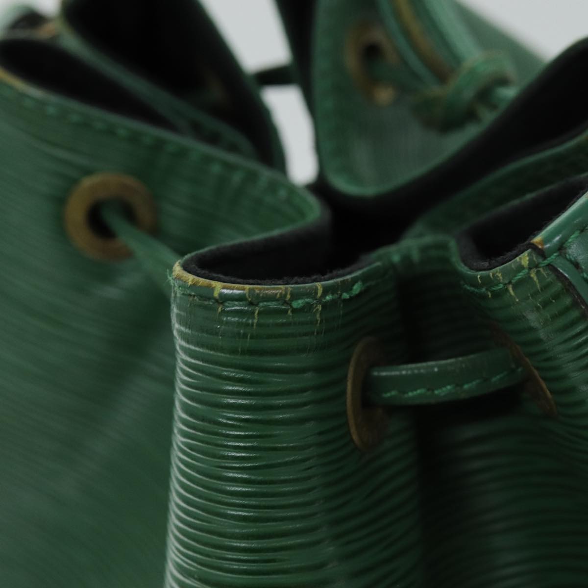 LOUIS VUITTON Epi Noe Shoulder Bag Green M44004 LV 75185