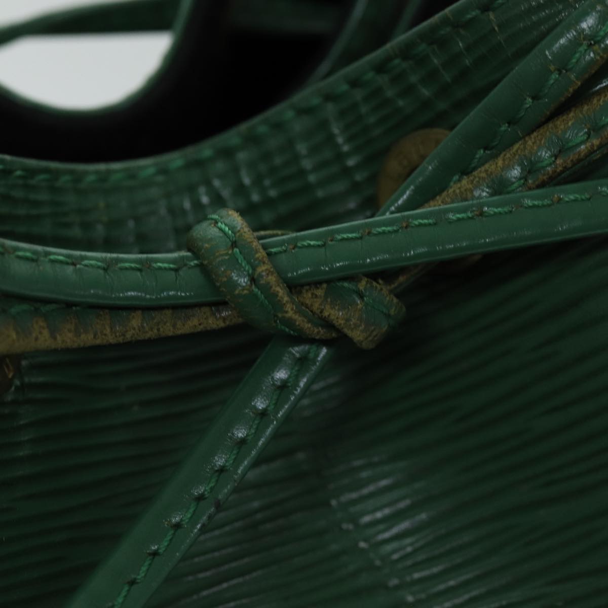 LOUIS VUITTON Epi Noe Shoulder Bag Green M44004 LV 75185