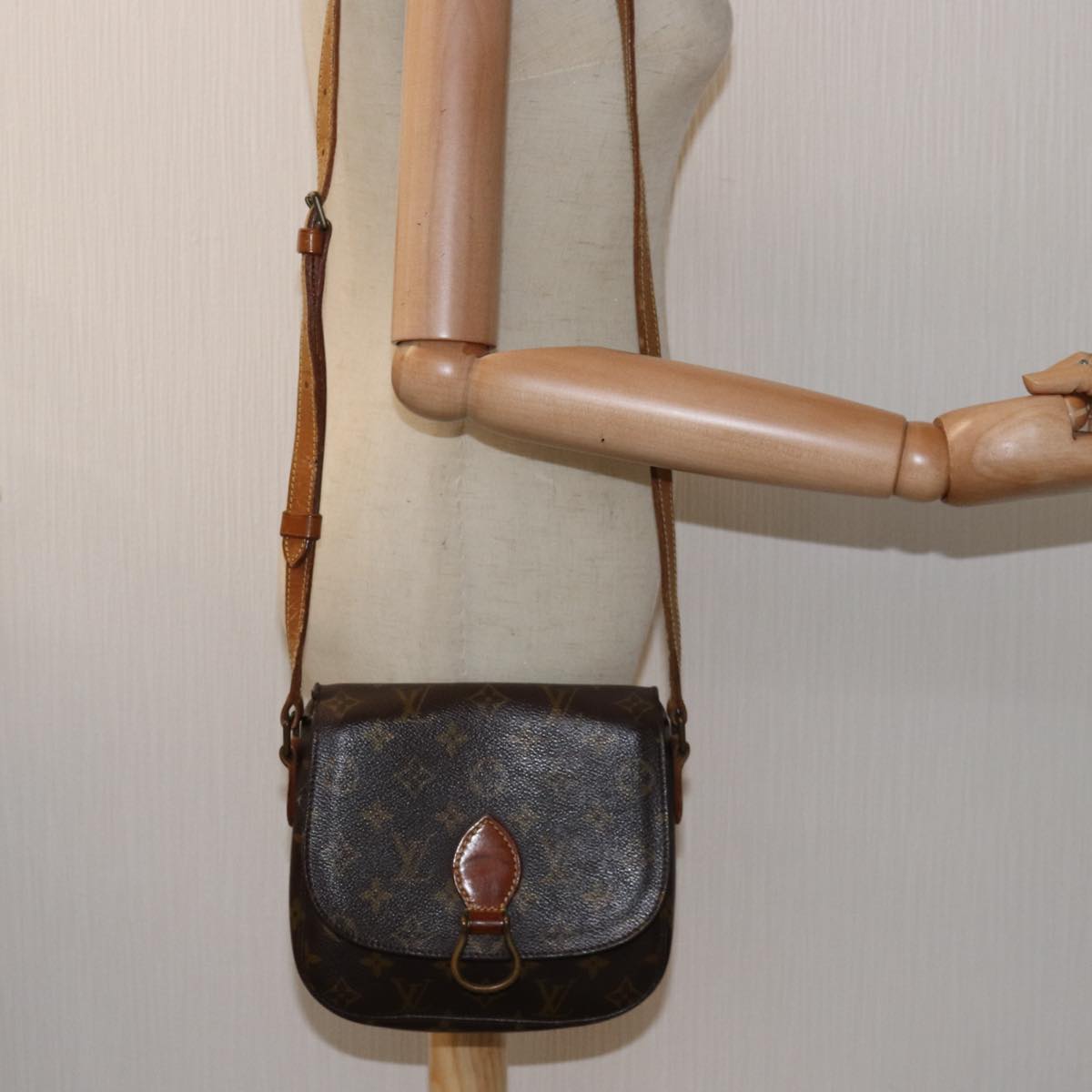 LOUIS VUITTON Monogram Saint Cloud MM Shoulder Bag M51243 75242