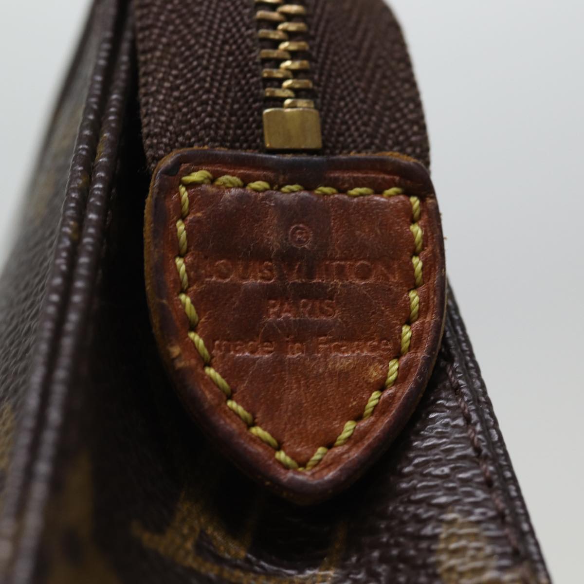 LOUIS VUITTON Monogram Poche Toilette 15 Pouch M47546 LV 75253