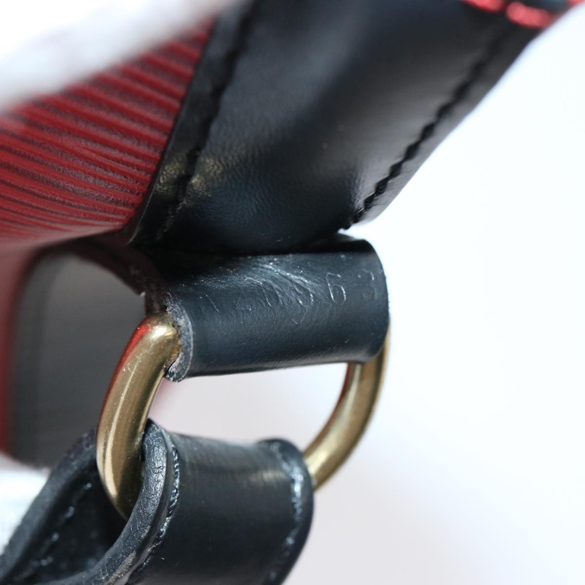 LOUIS VUITTON Epi Petit Noe Shoulder Bag Bicolor Black Red M44172 LV 75268