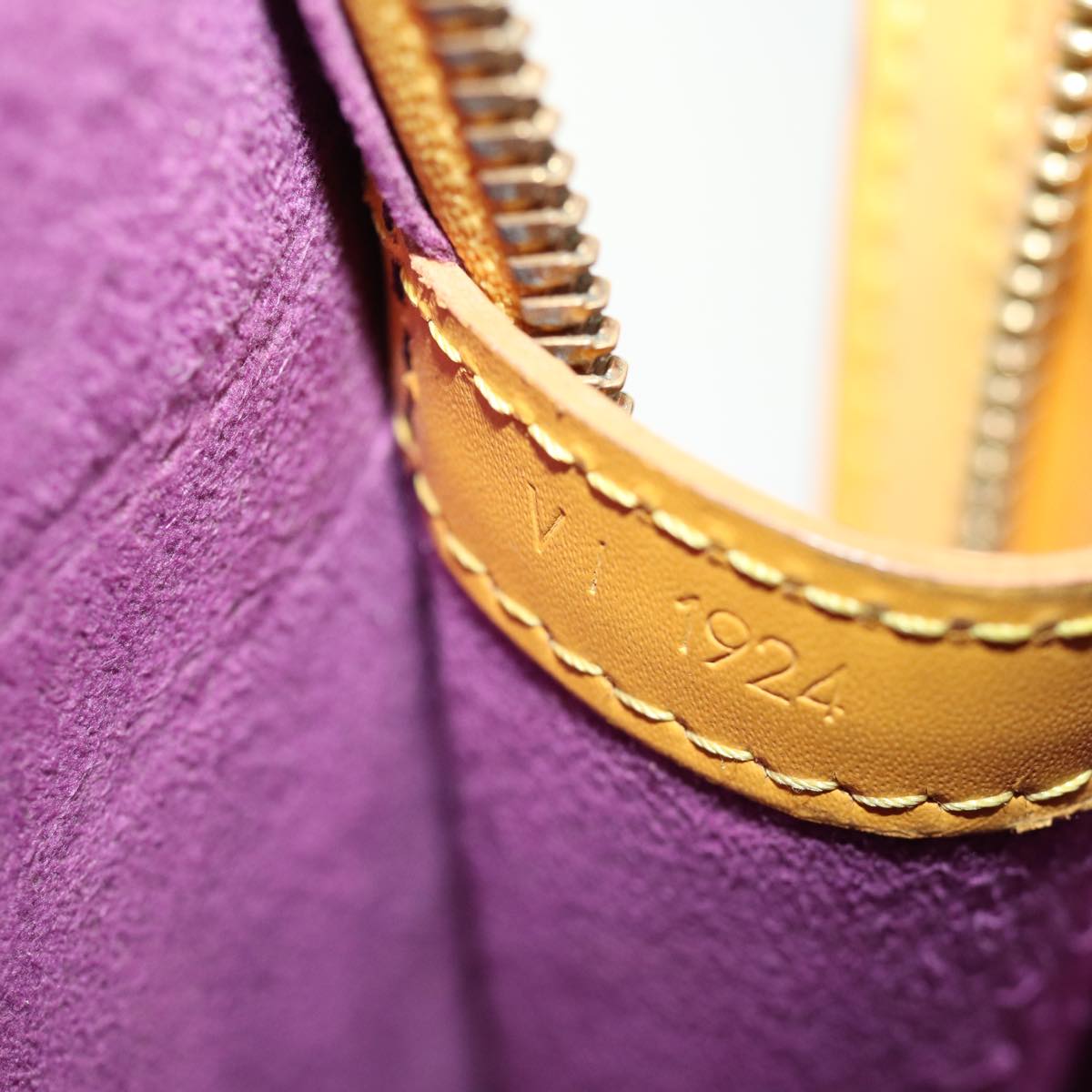 LOUIS VUITTON Epi Lussac Shoulder Bag Yellow M52289 LV 75271