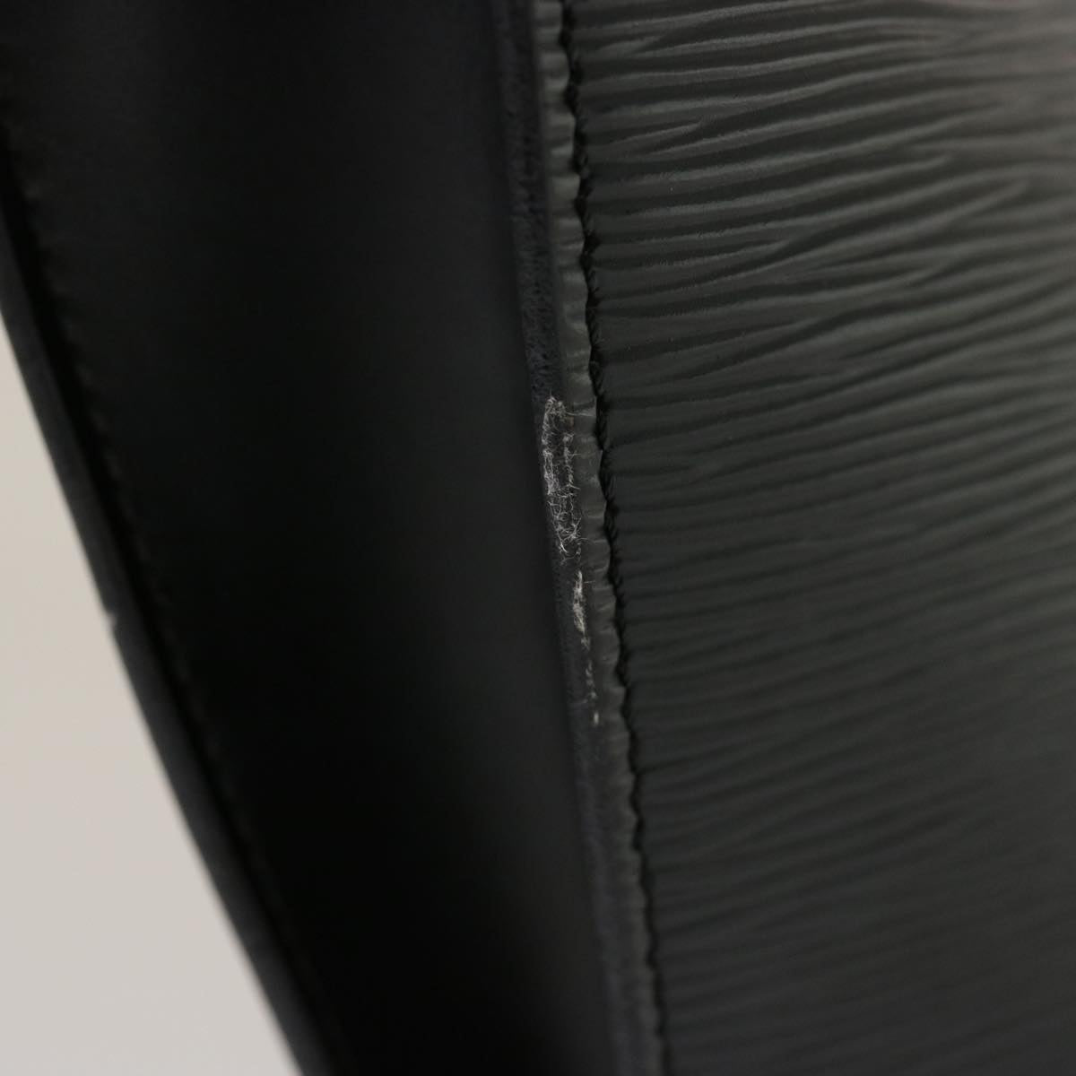LOUIS VUITTON Epi Saint Jacques Hand Bag Black M52272 LV 75272