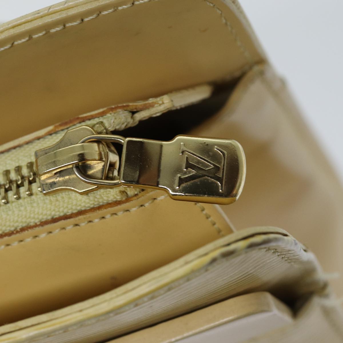 LOUIS VUITTON Epi Croisette PM Tote Bag Vanilla M5249A LV 75280