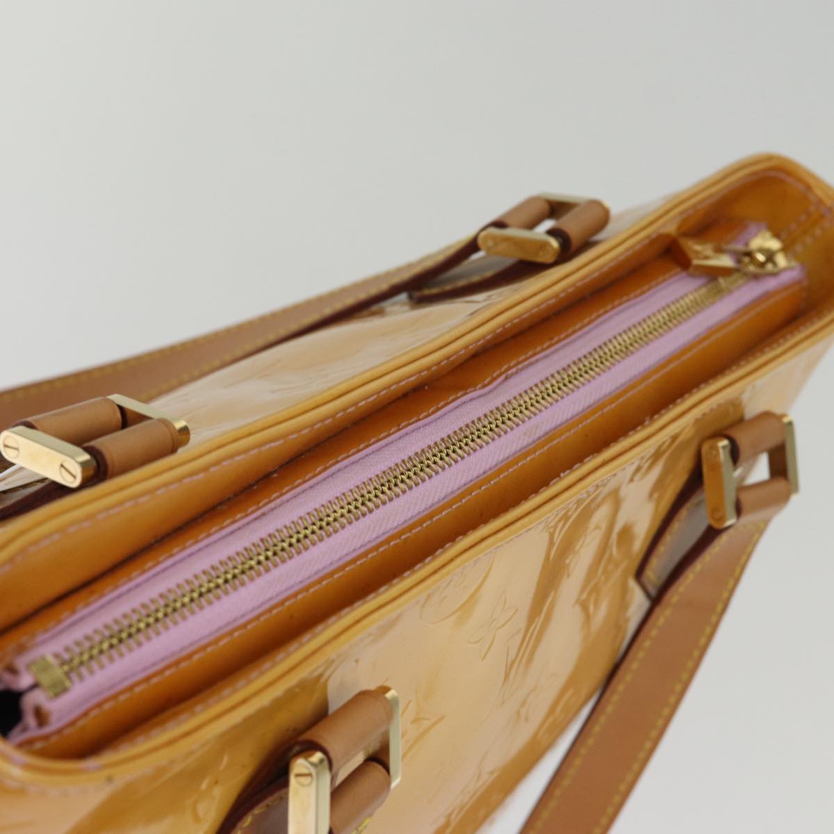 LOUIS VUITTON Monogram Vernis Houston Bag Marshmallow Pink M91302 LV 75283