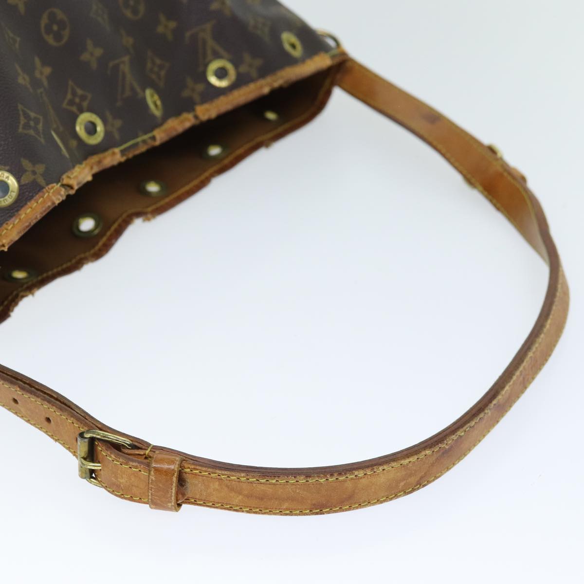 LOUIS VUITTON Monogram Petit Noe Shoulder Bag M42226 LV 75295