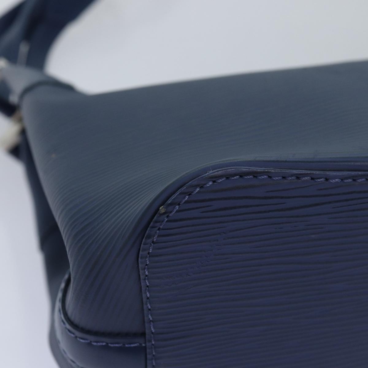 LOUIS VUITTON Epi Mandala PM Shoulder Bag Blue Myrtille M5893G LV 75385