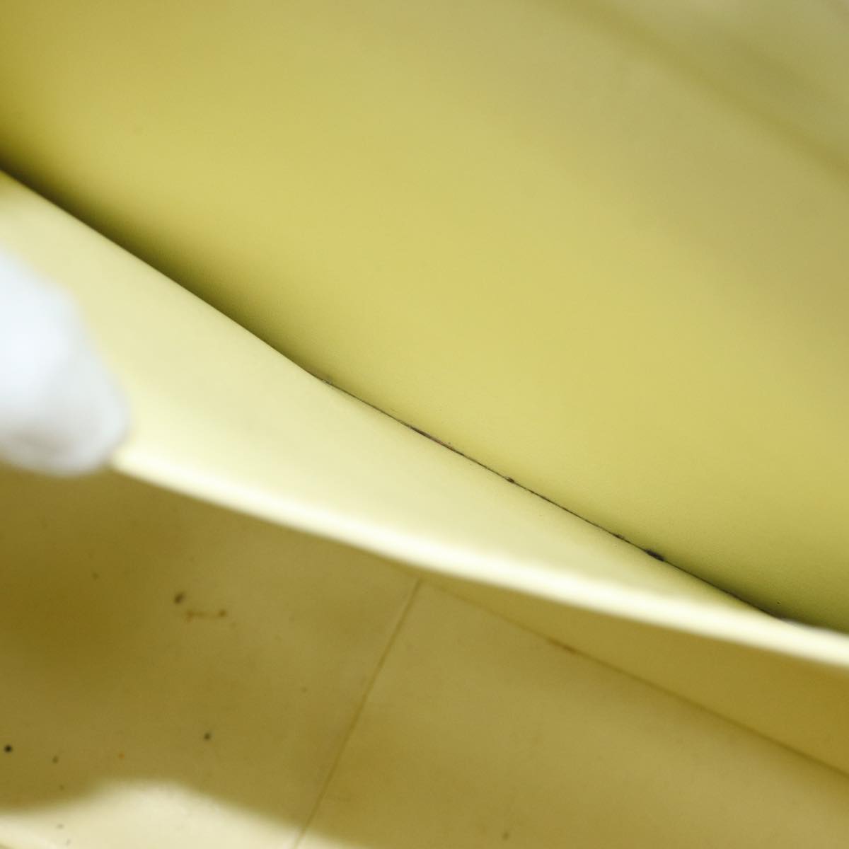 LOUIS VUITTON Monogram Vernis Columbus Tote Bag Yellow M91047 LV 75400