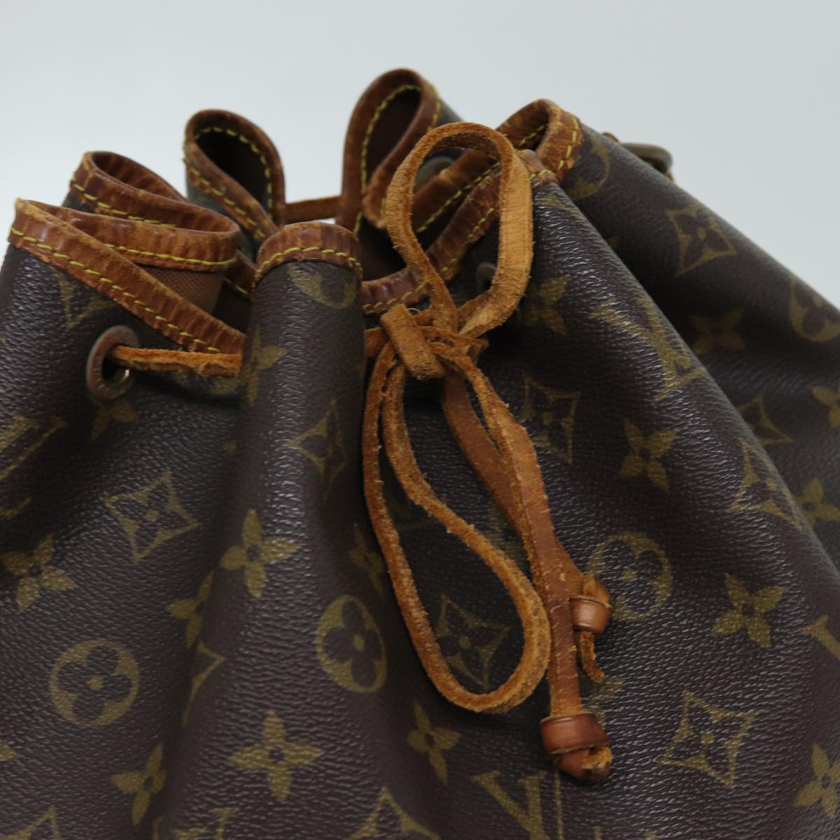 LOUIS VUITTON Monogram Noe Shoulder Bag M42224 LV 75415