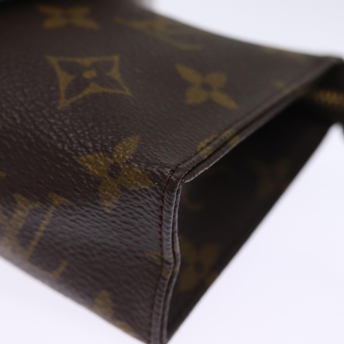 LOUIS VUITTON Monogram Poche Toilette 15 Pouch M47546 LV 75511