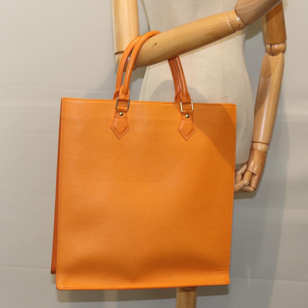 LOUIS VUITTON Epi Sac Plat Hand Bag Orange Mandarin M5274H LV 75550