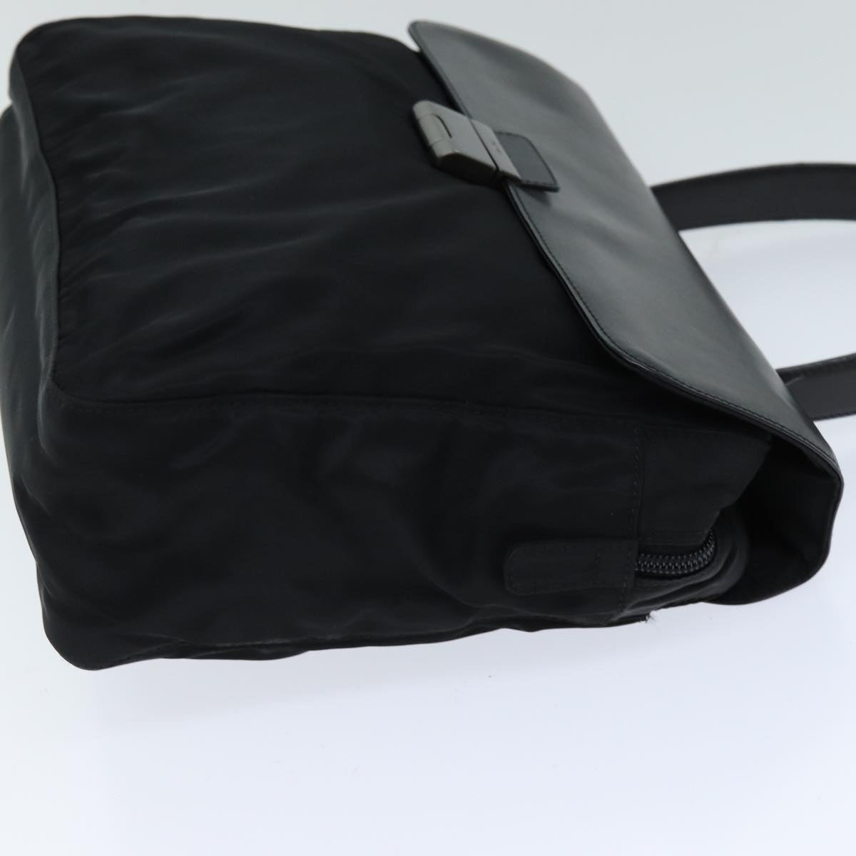 Luxury PradaHand Bag Nylon Black 75647