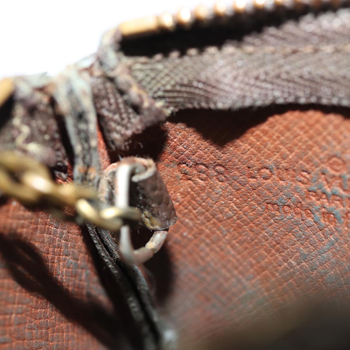 LOUIS VUITTON Monogram Pochette Cles Coin Purse M62650 LV 75659