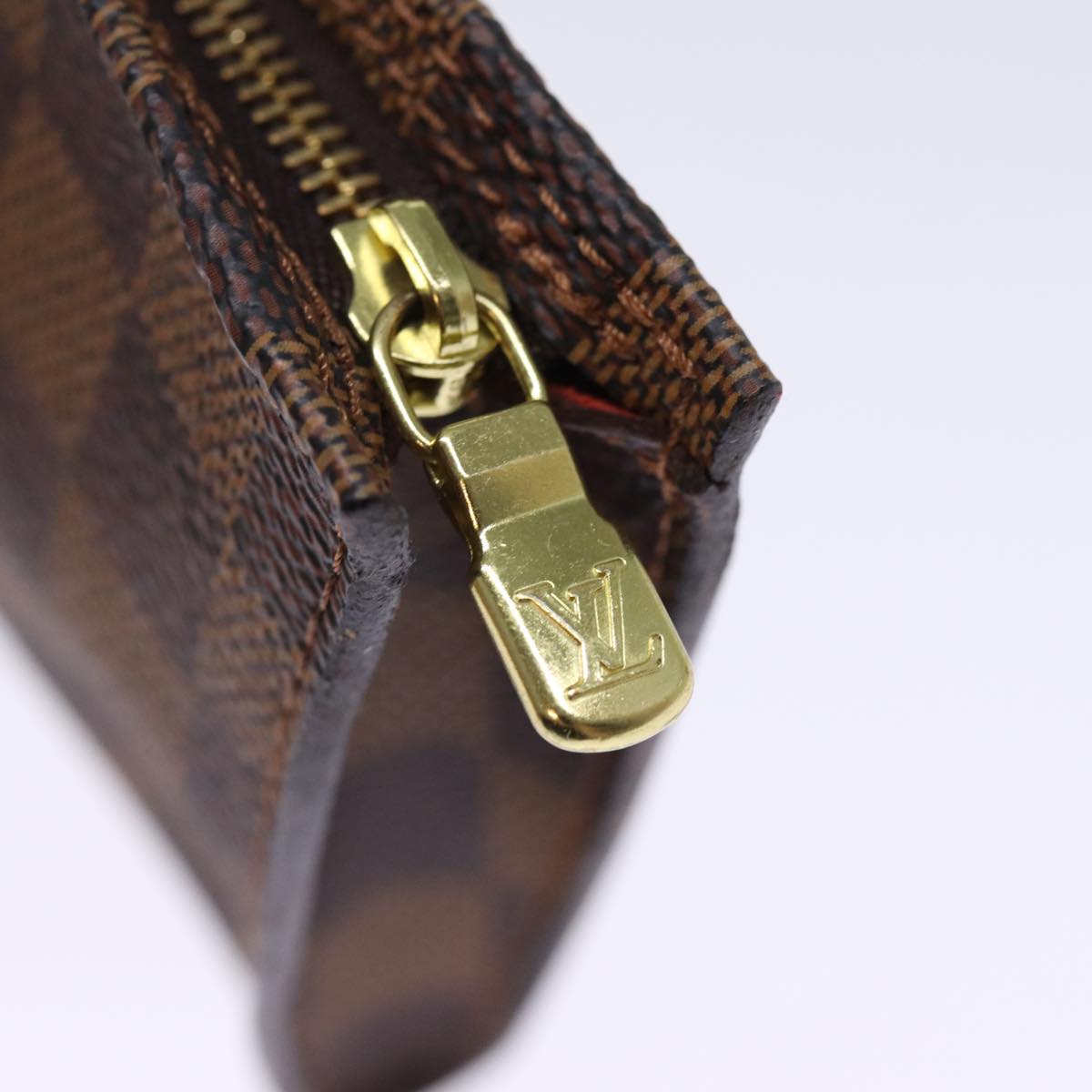 LOUIS VUITTON Damier Ebene Marais Pouch LV 75702