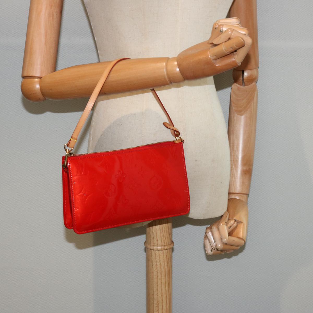 LOUIS VUITTON Monogram Vernis Lexington Accessory Pouch Rouge M91132 75703
