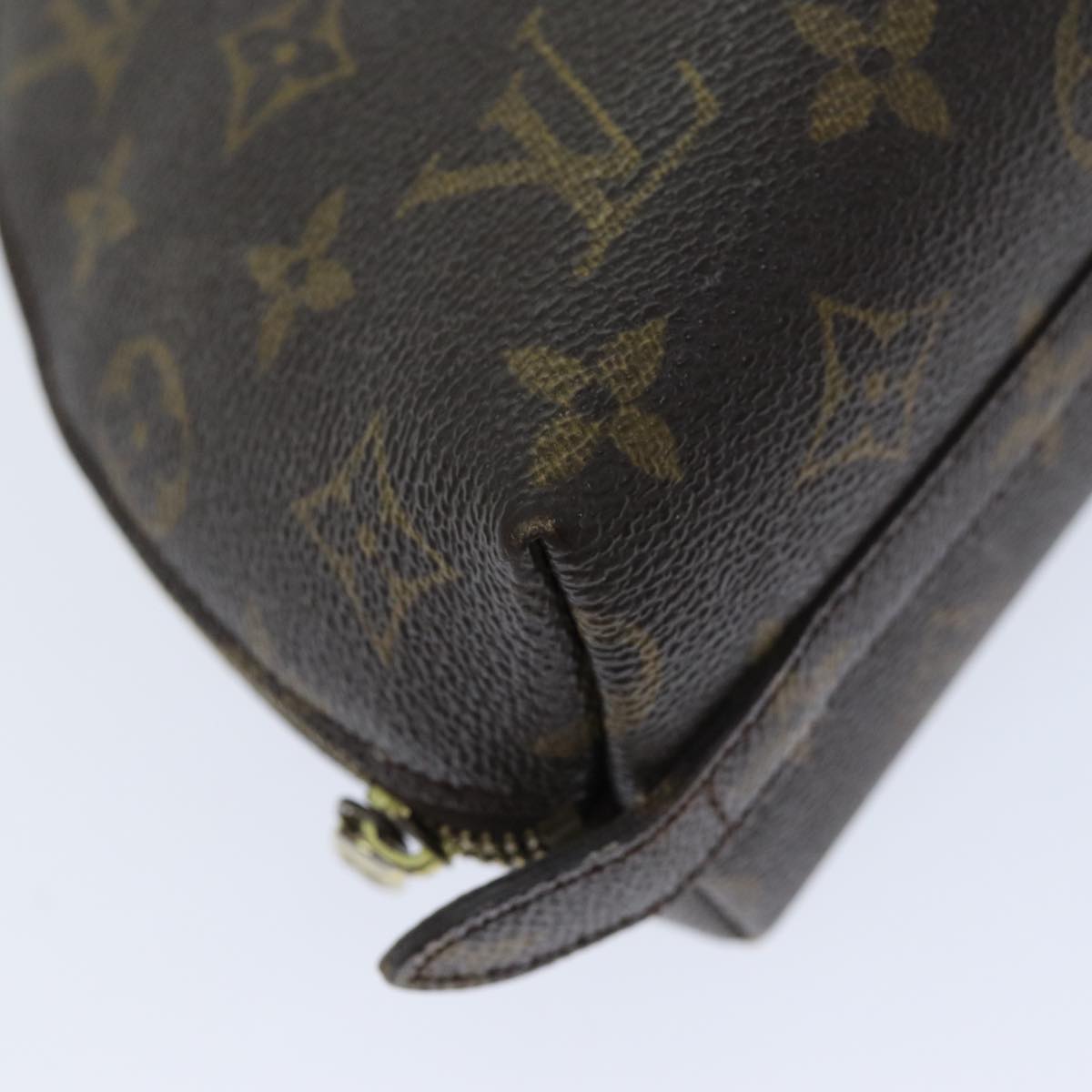 LOUIS VUITTON Monogram Trousse Demi Ronde Cosmetic Pouch M47520 LV 75708