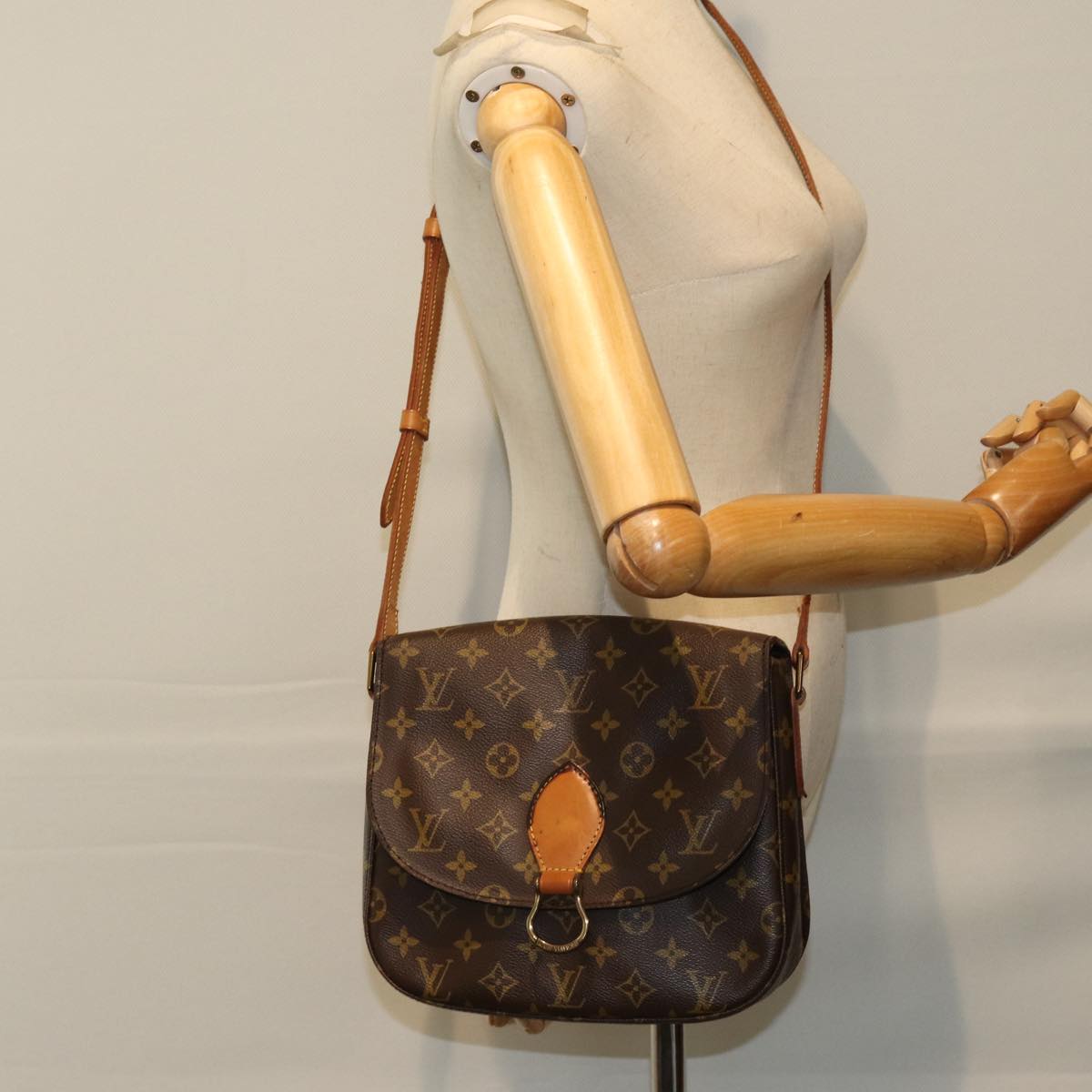 LOUIS VUITTON Monogram Saint Cloud GM Shoulder Bag M51242 LV 75722