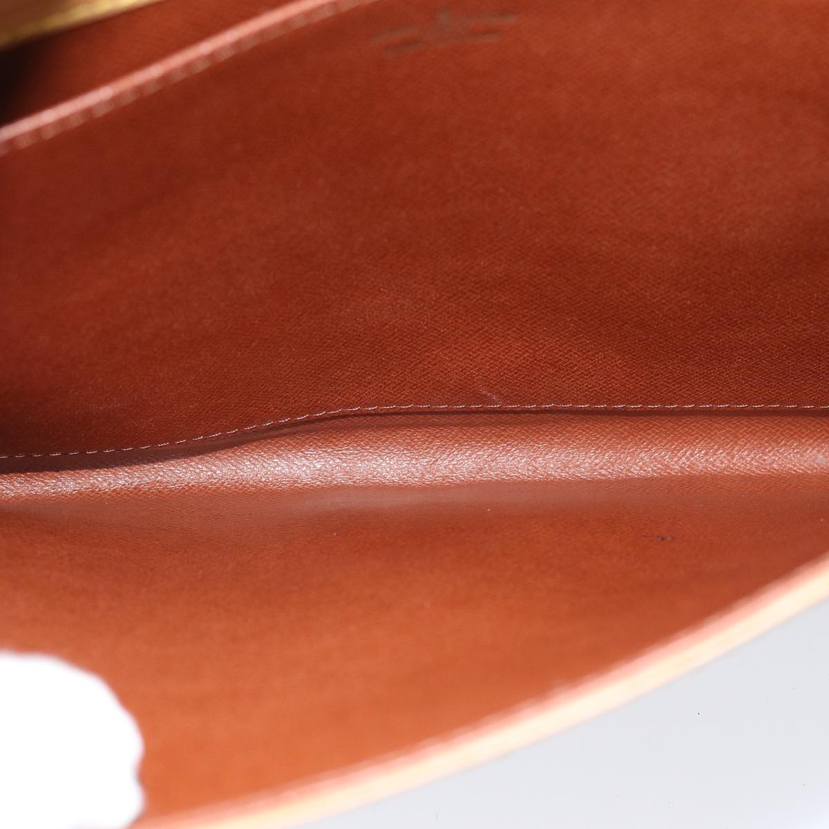 LOUIS VUITTON Epi Jena Clutch Bag Winnipeg Beige M52726 LV 75729
