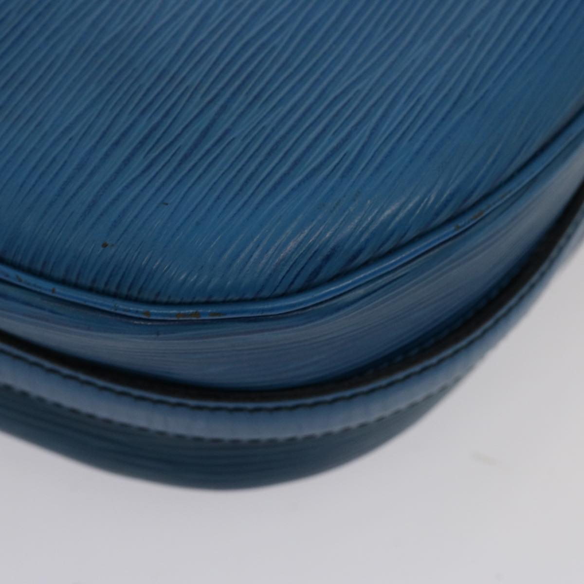 LOUIS VUITTON Epi June Feuille Shoulder Bag Blue M52155 LV 75735