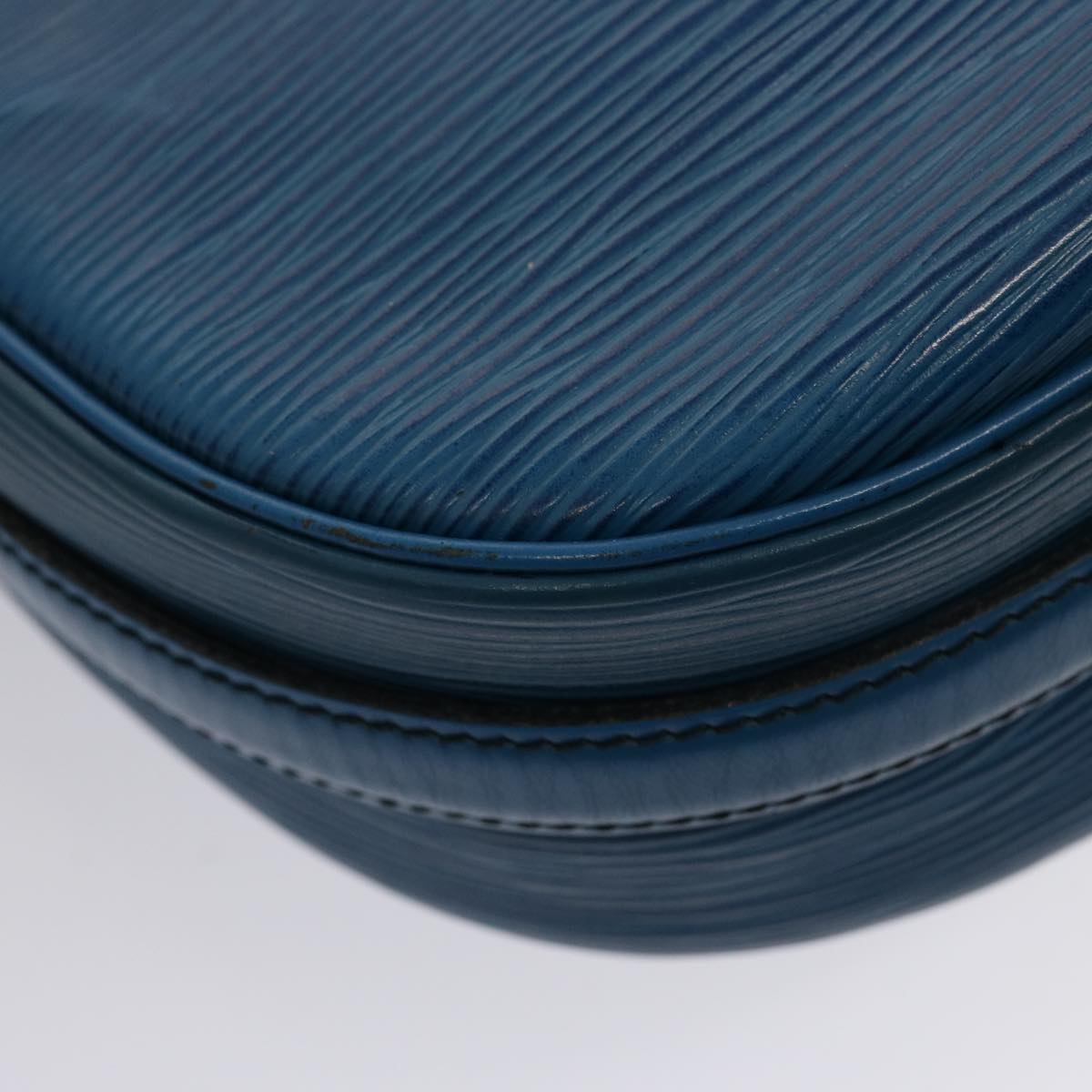 LOUIS VUITTON Epi June Feuille Shoulder Bag Blue M52155 LV 75735