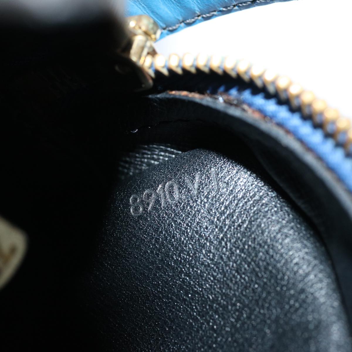 LOUIS VUITTON Epi June Feuille Shoulder Bag Blue M52155 LV 75735