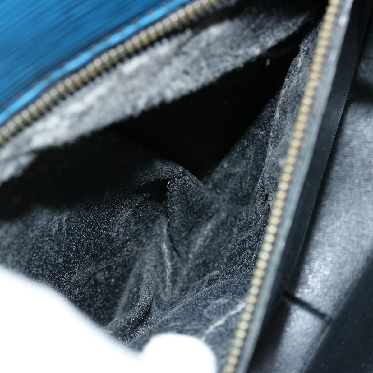 LOUIS VUITTON Epi Saint Cloud GM Shoulder Bag Toledo Blue M52195 LV 75736