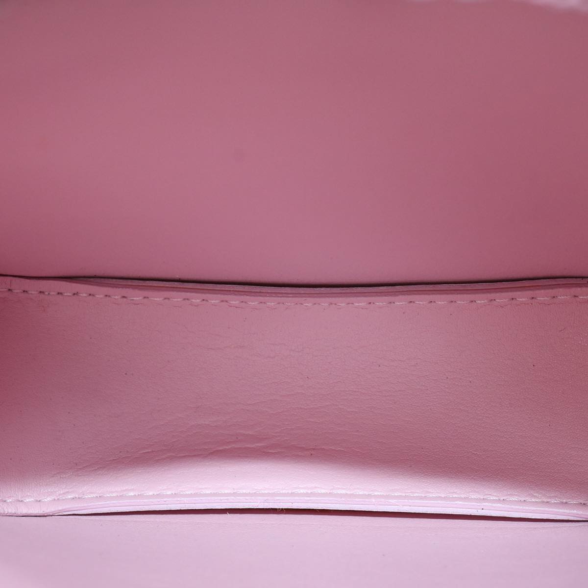 LOUIS VUITTON Monogram Vernis Motto Pouch Marshmallow Pink M91312 LV 75740