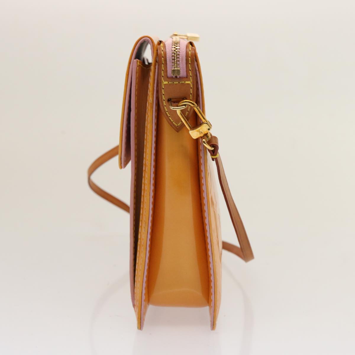 LOUIS VUITTON Monogram Vernis Motto Pouch Marshmallow Pink M91312 LV 75740