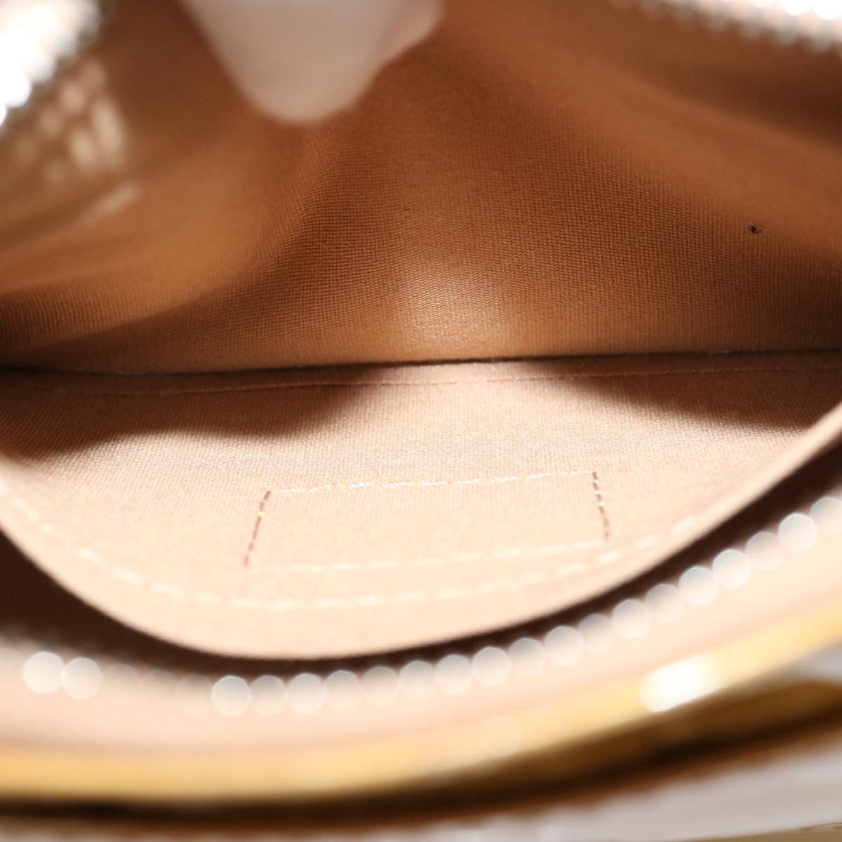 LOUIS VUITTON Monogram Vernis Minna Street Bag Noisette M91508 LV 75741