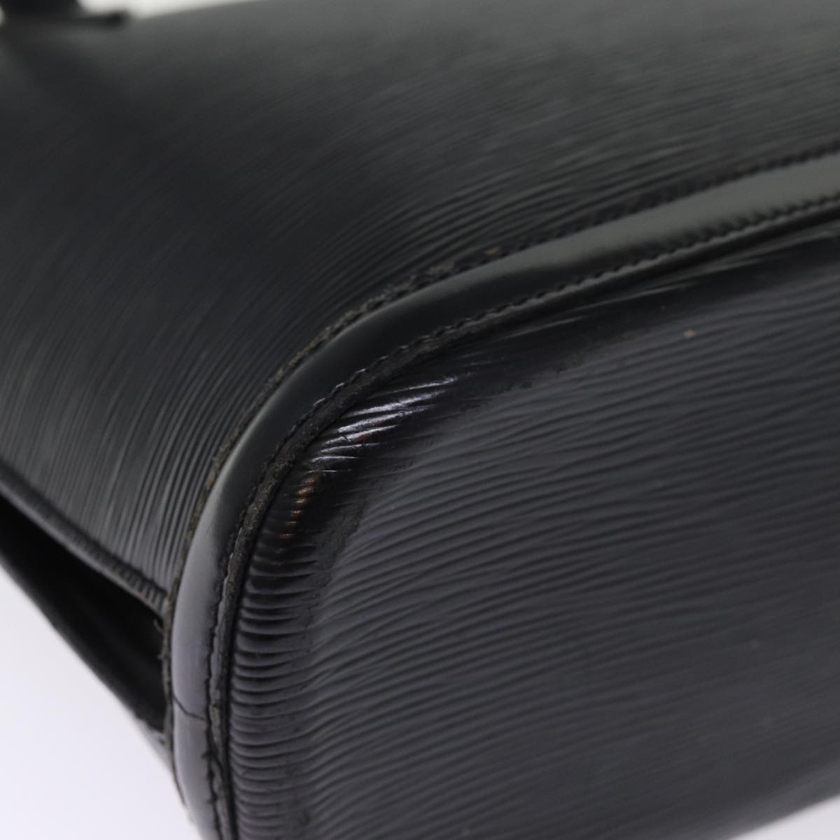 LOUIS VUITTON Epi Lussac Shoulder Bag Black M52282 LV 75752