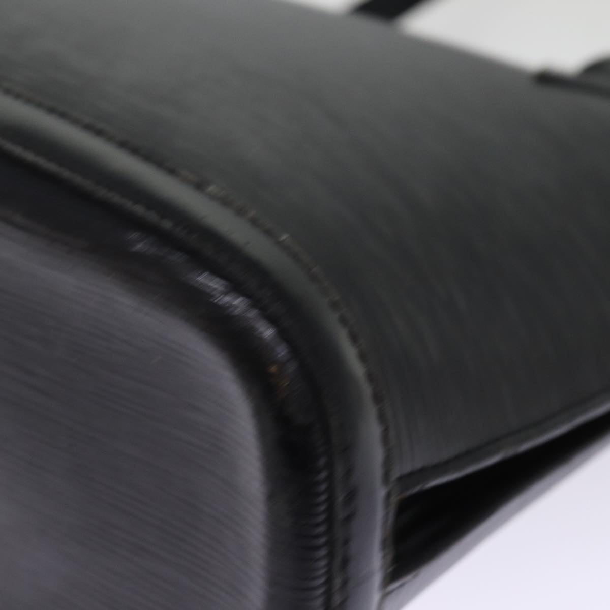 LOUIS VUITTON Epi Lussac Shoulder Bag Black M52282 LV 75752