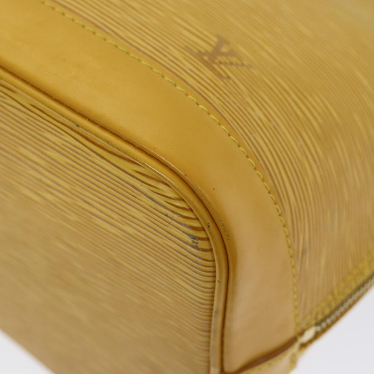 LOUIS VUITTON Epi Alma Hand Bag Tassili Yellow M52149 LV 75756