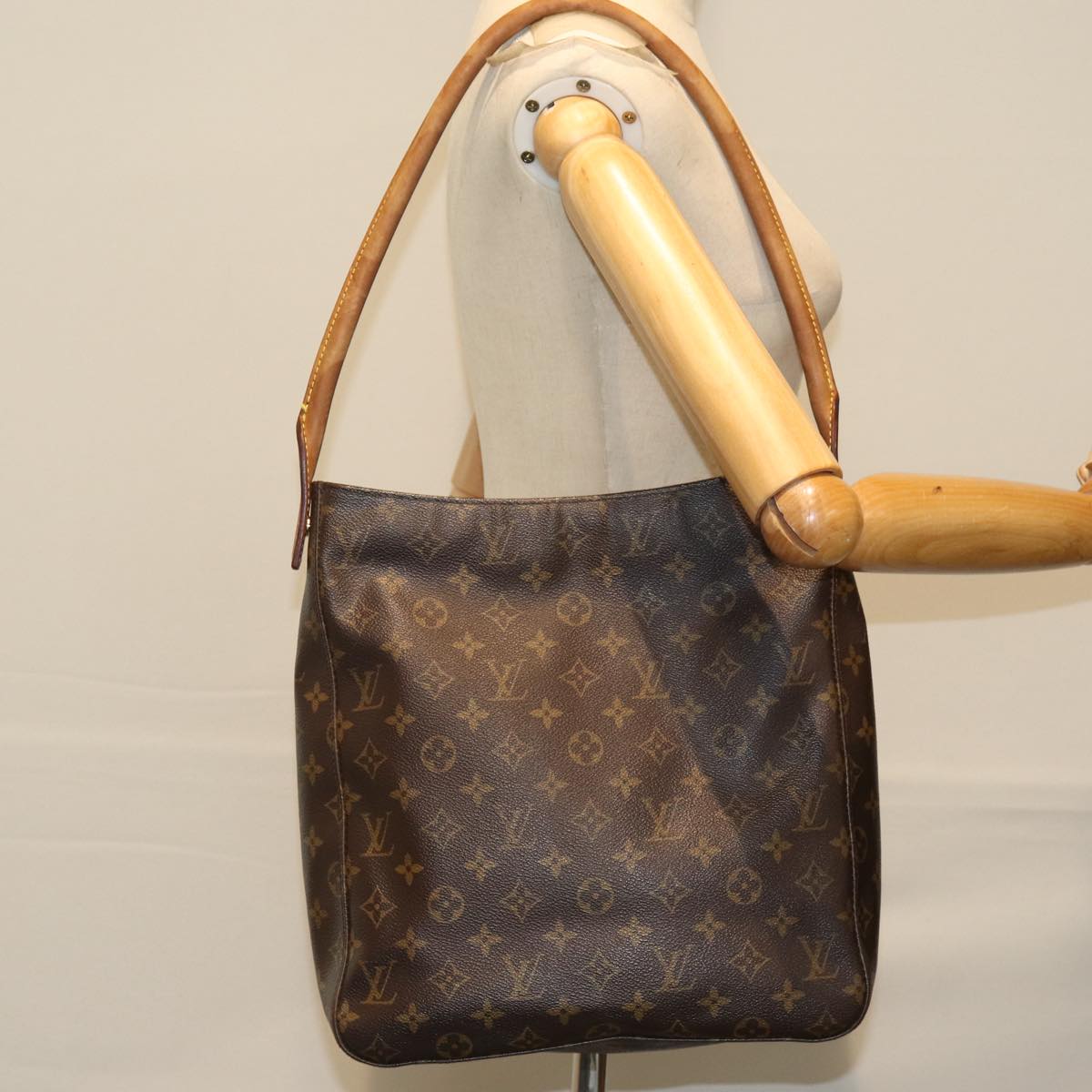 LOUIS VUITTON Monogram Looping GM Shoulder Bag M51145 LV 75780