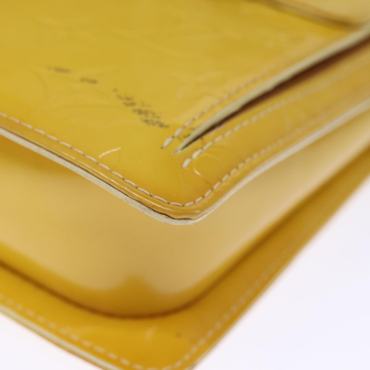 LOUIS VUITTON Monogram Vernis Motto Pouch Lime Yellow M91059 LV 75874