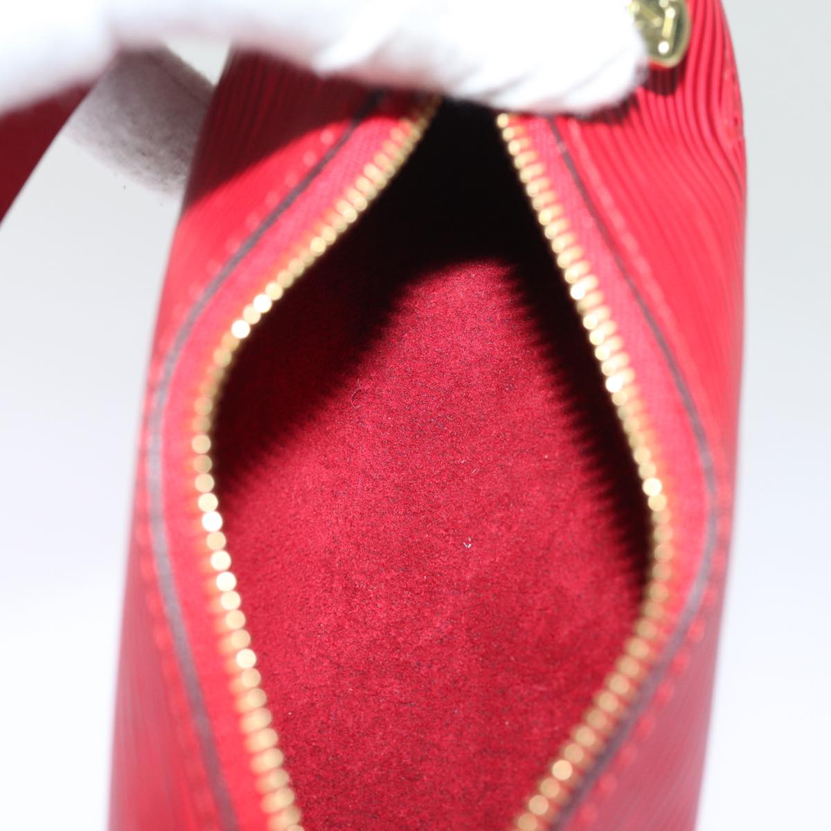 LOUIS VUITTON Epi Soufflot Pouch Accessory Pouch Red LV 75877