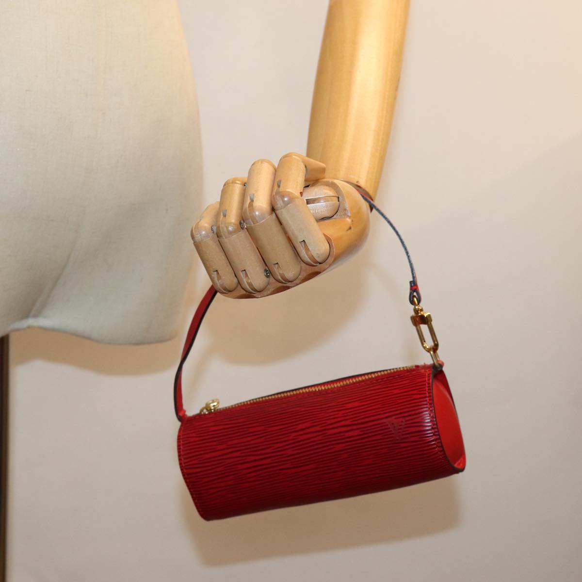 LOUIS VUITTON Epi Soufflot Pouch Accessory Pouch Red LV 75877