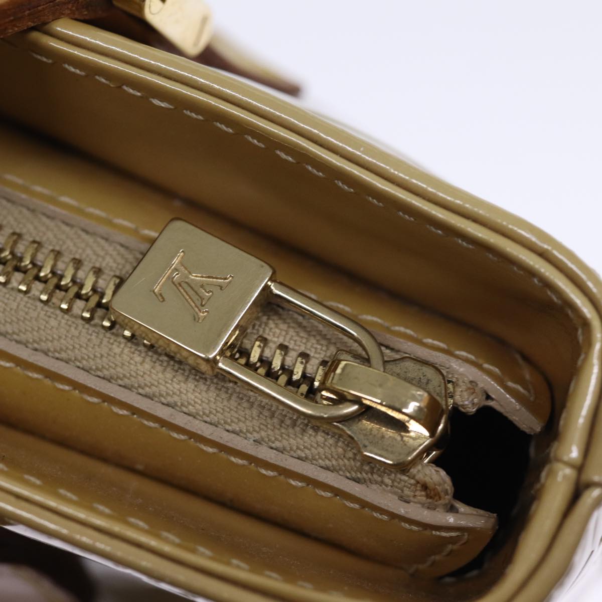 LOUIS VUITTON Monogram Vernis Houston Hand Bag Beige M91004 LV 75923