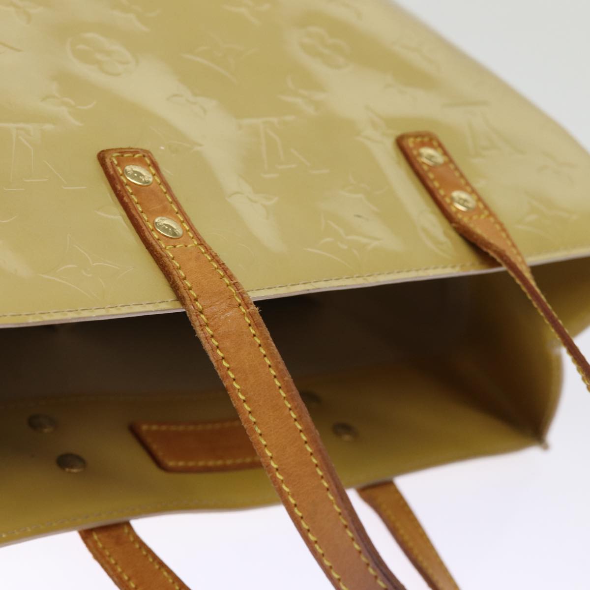 LOUIS VUITTON Monogram Vernis Reade MM Hand Bag Beige M91141 LV 75924