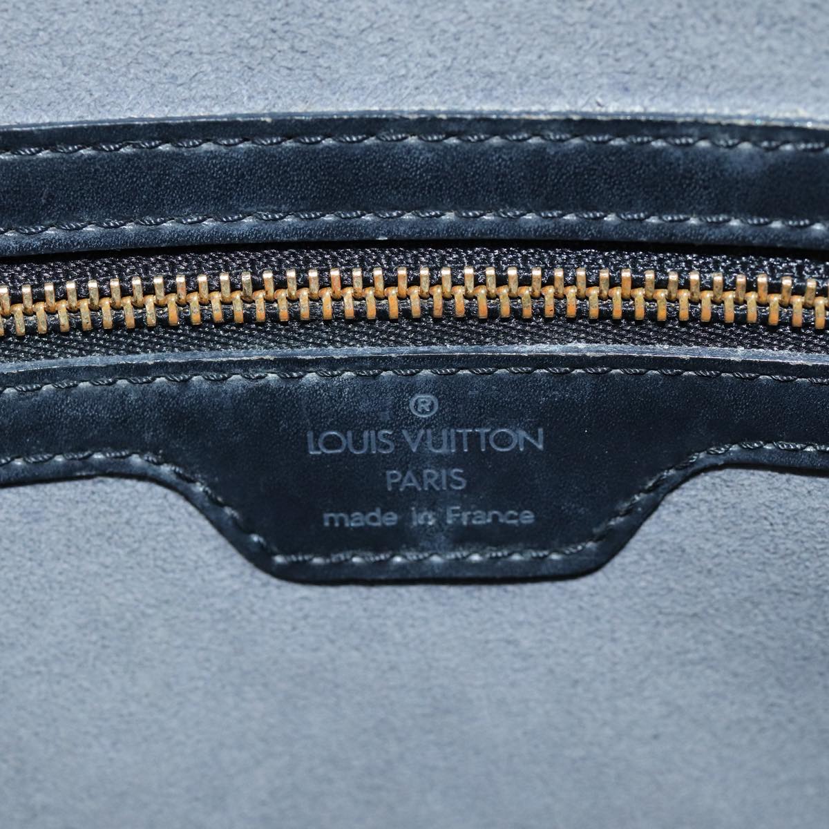 LOUIS VUITTON Epi Lussac Shoulder Bag Black M52282 LV 75932