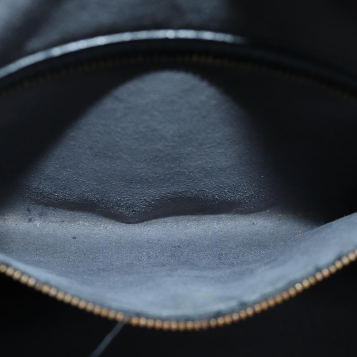 LOUIS VUITTON Epi Lussac Shoulder Bag Black M52282 LV 75932