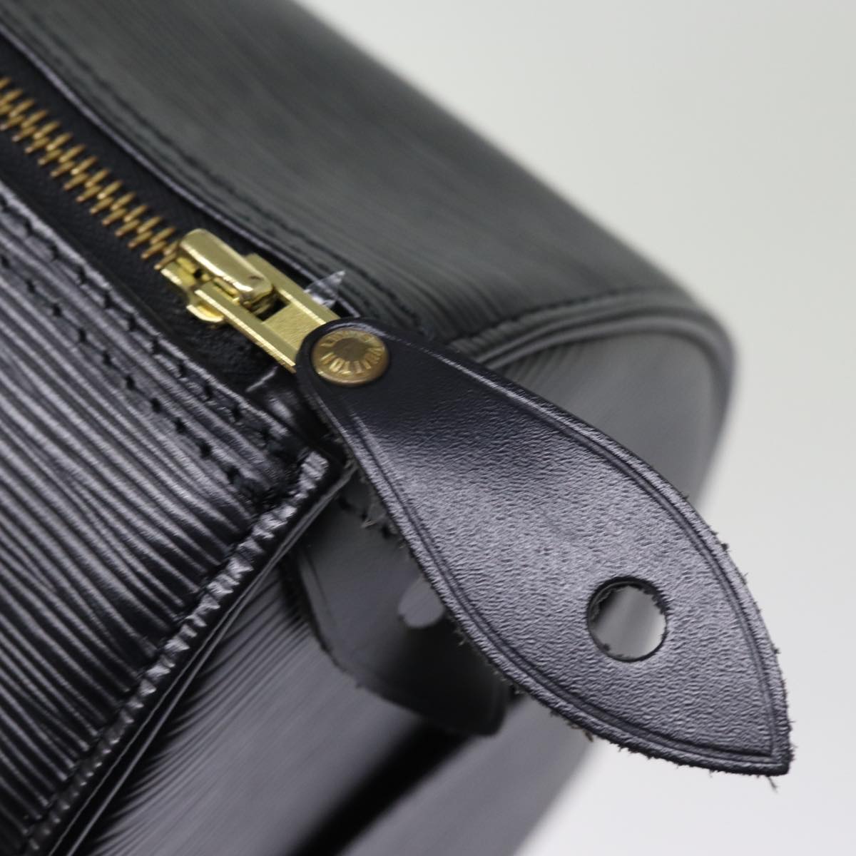 LOUIS VUITTON Epi Speedy 30 Hand Bag Noir Black M43002 LV 75933