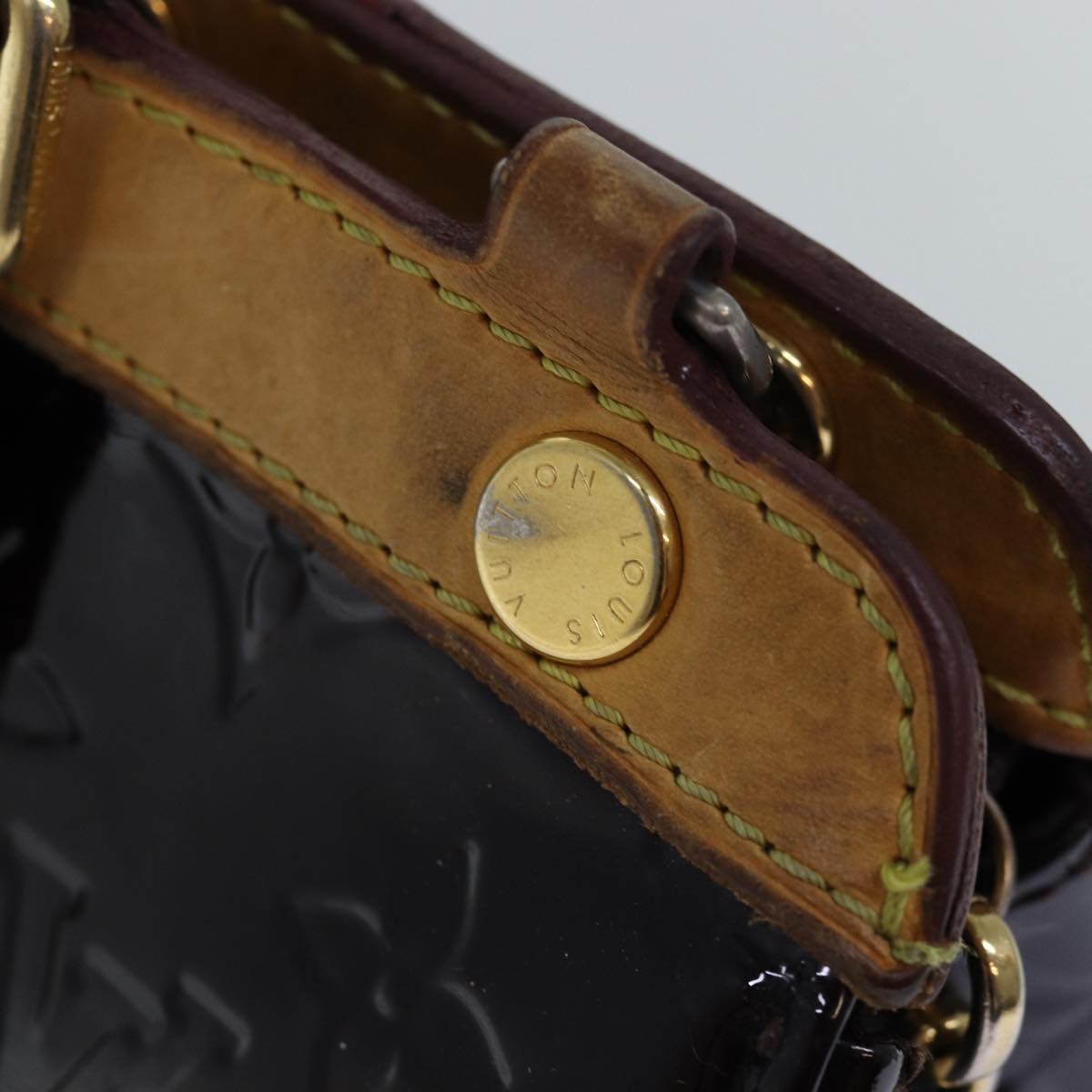 LOUIS VUITTON Monogram Vernis Brea PM Hand Bag Amarante M91622 LV 75936