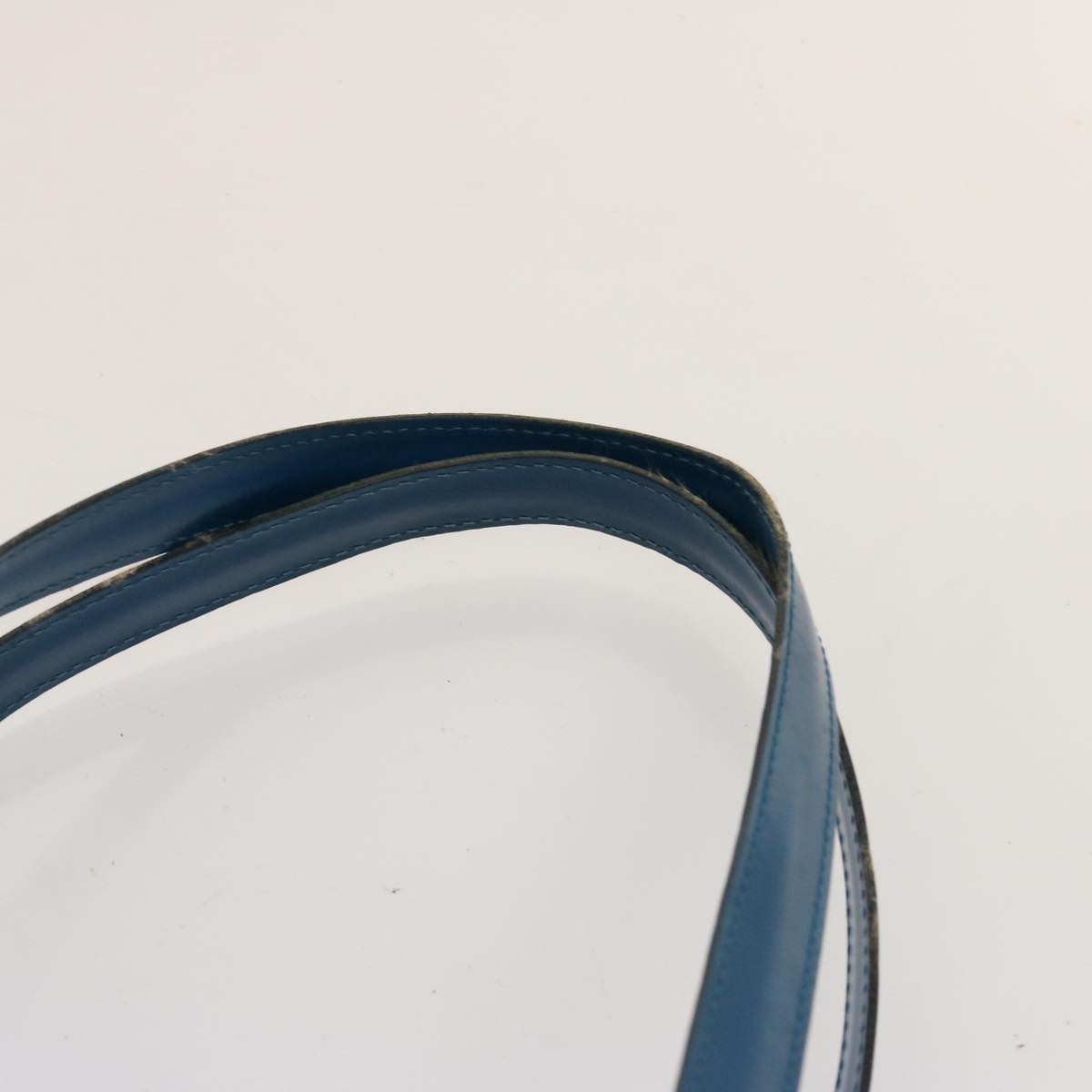 LOUIS VUITTON Epi Lussac Shoulder Bag Blue M52285 LV 75940